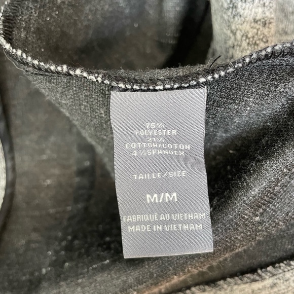 Suzy Shier blazer with button closure - Picture 6 of 6